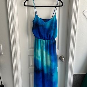 Soprano size S blue and green maxi dress